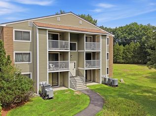 Bridgeview Park Condominium, Tyngsboro, MA 01879