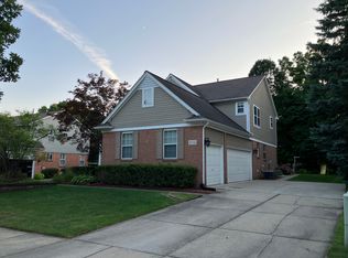 2714 Long Meadow Ln, Rochester Hills, MI 48307
