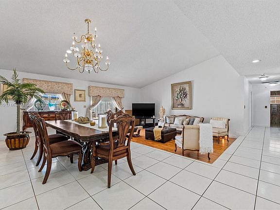 5th image of 7497 NW 49th St