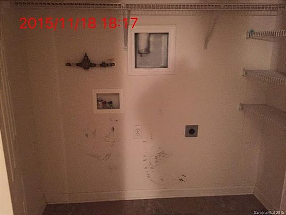 4th image of 1660 Backcreek Ln #42