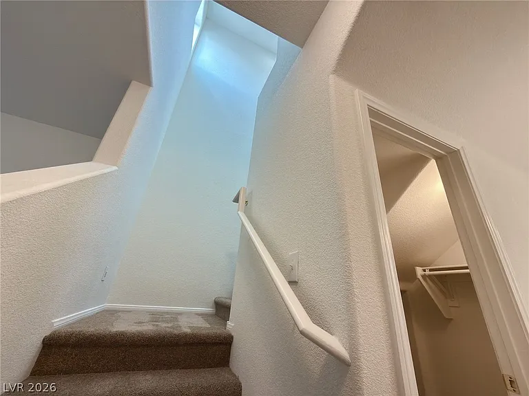 10154 Sunshine Village Pl — Photo 17