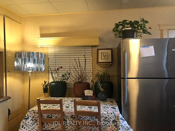 5th image of 61 Guestville Ave