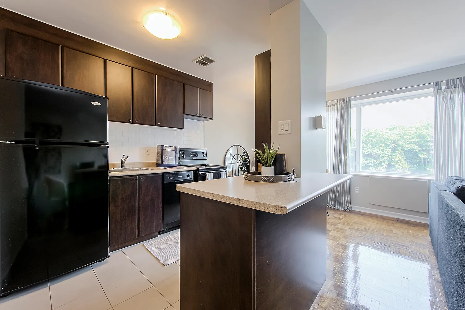 Kingston Estates — Photo 2