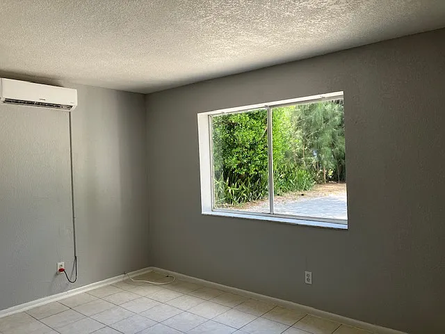 4925 2nd Avenue South - B (Downstairs Apt) — Photo 4