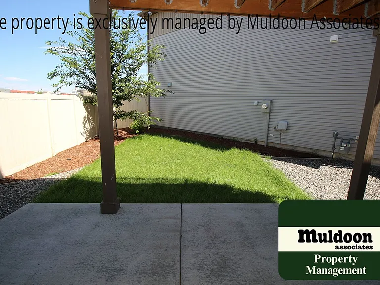 9204 Timberlake Loop — Photo 32