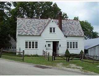1st image of 812 College Ave
