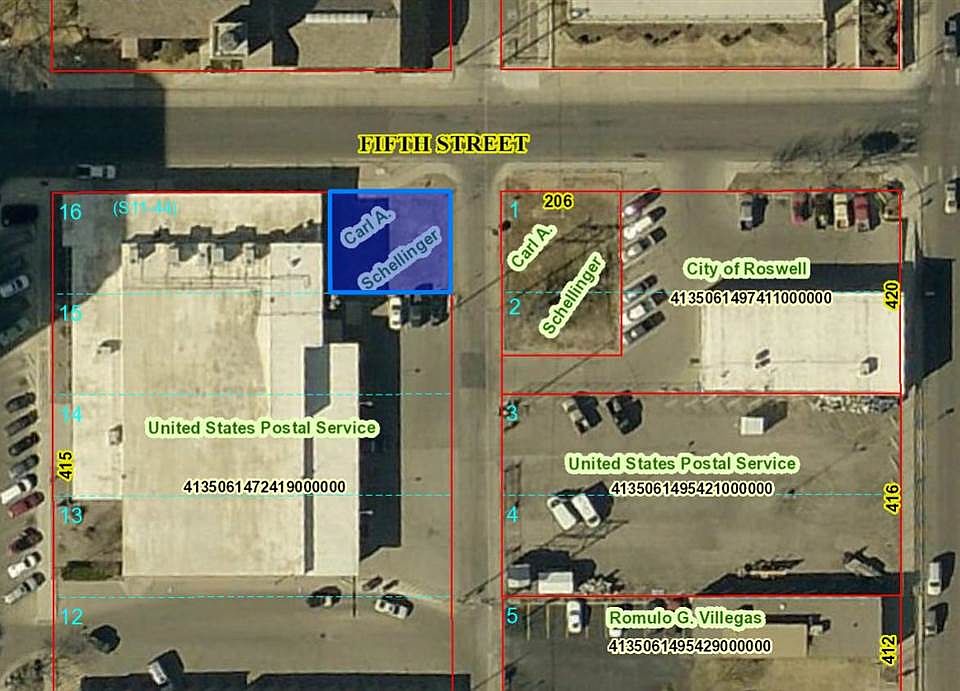 1st image of 212 W 5th St