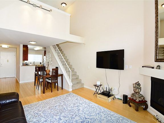 2nd image of 5535 Canoga Ave APT 328