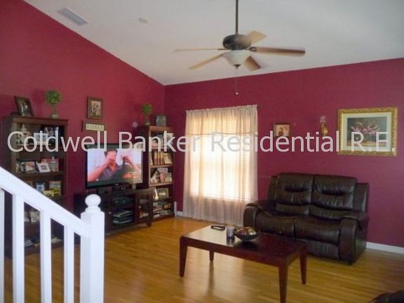 2nd image of 1715 Canoe Creek Falls Dr