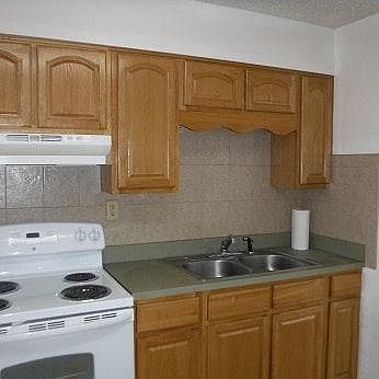 4th image of 815 NW 4th Ave
