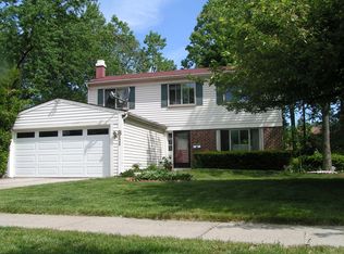 811 Randall Dr, Troy, MI