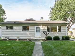 438 N Lincoln Ave, Villa Park, IL 60181