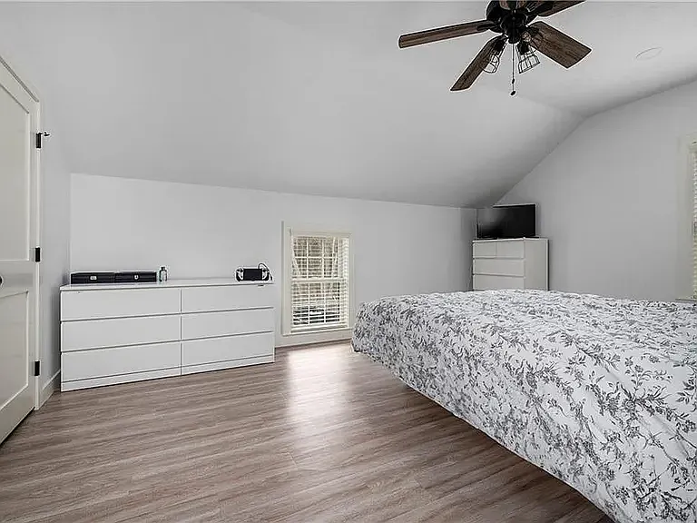 28 Money Hill Rd — Photo 11