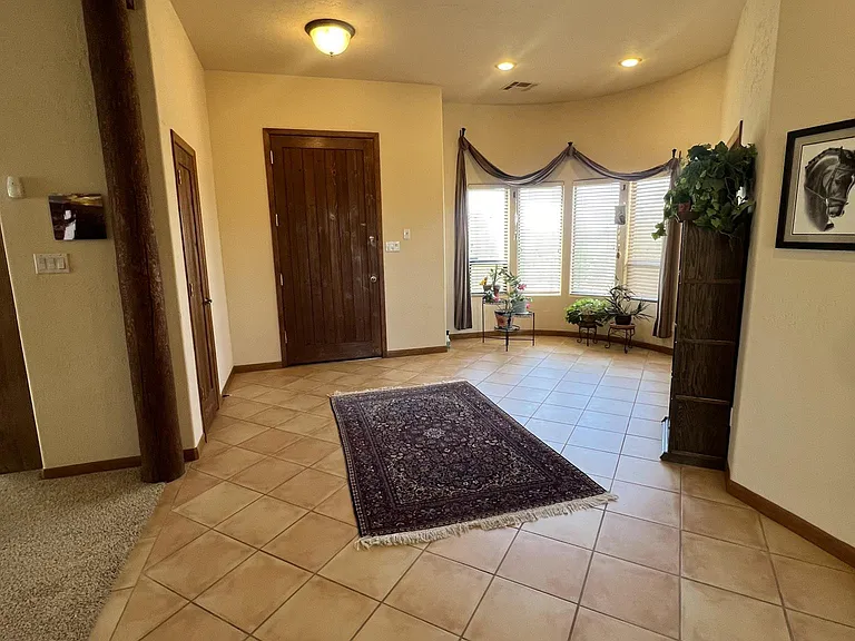 Superstition Dr — Photo 13