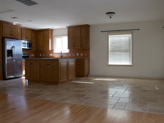 3rd image of 436-438 S Seaward Ave