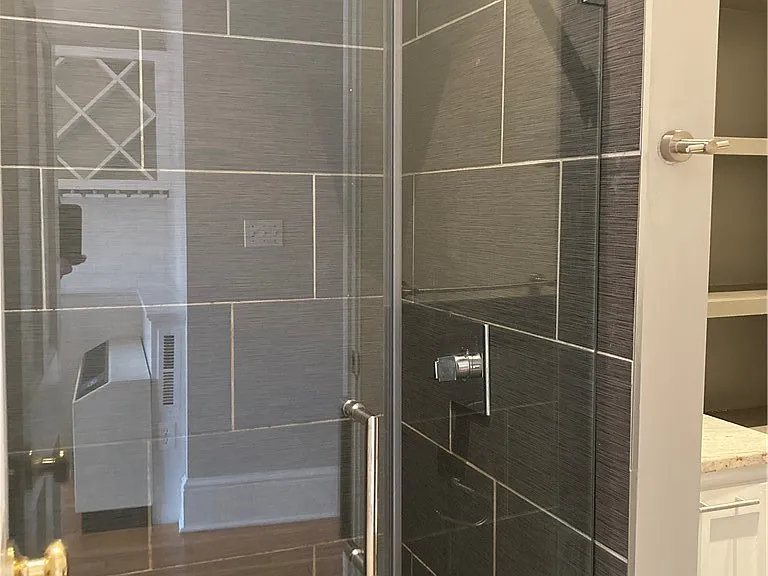 20 Tracy St #5 — Photo 11