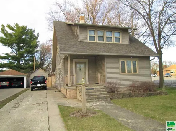 1011 7th St, Sheldon, IA 51201