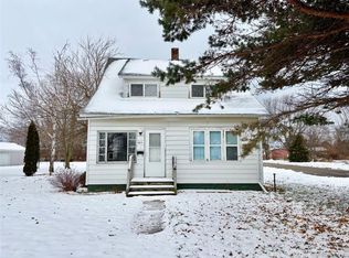 421 Lytle Ave, Harbor Beach, MI 48441