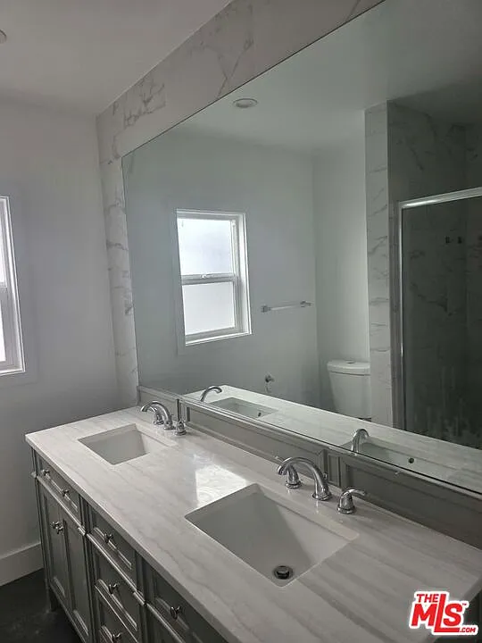 3 bed, 2.0 bath, $3,990 — Photo 4