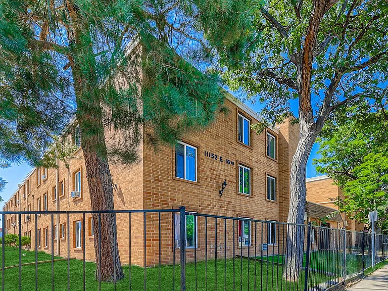 Casa Serena Apartments — Photo 9