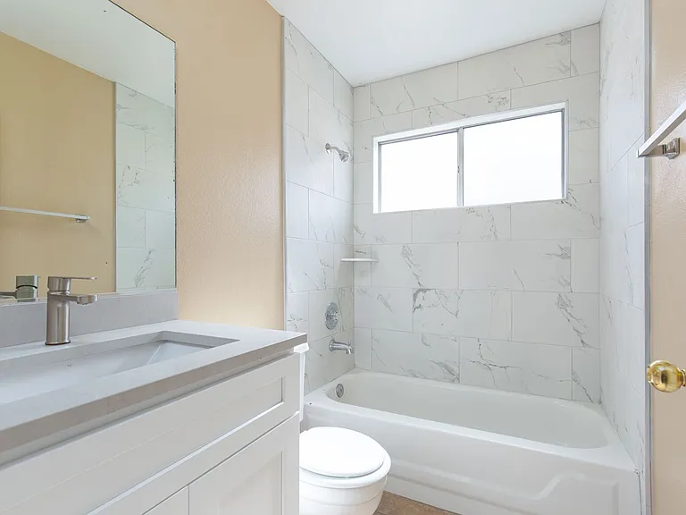 8348 Granite Peak Ct — Photo 17