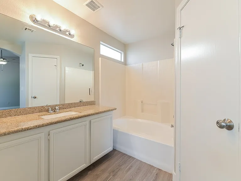 118 Sugarbush Ln — Photo 11