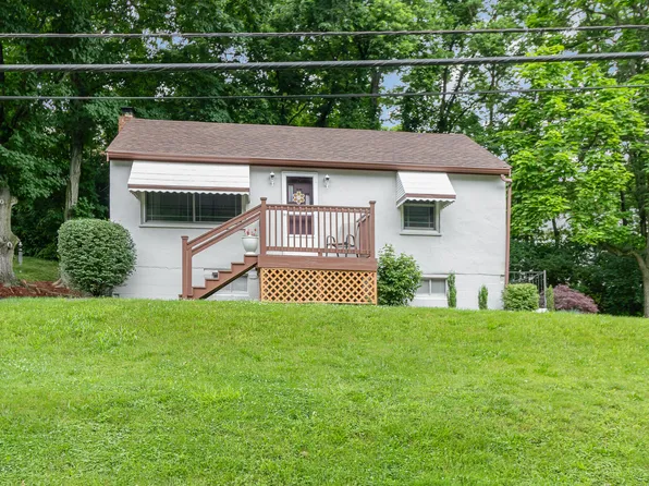 2138 Amsterdam Rd, Crescent Springs, KY 41017