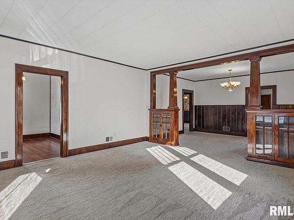 5th image of 221 W Dodds St