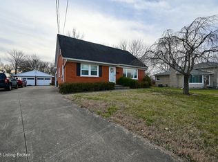 5510 Pico Ln, Louisville, KY 40219