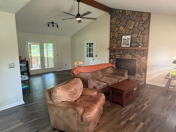 436 Meadowlark Pl, Alabaster, AL 35007