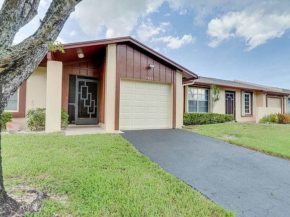 2nd image of 5423 Viburnum Cir
