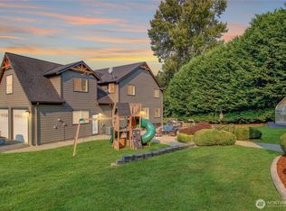 16929 Maplewood Ln, Bow, WA 98232