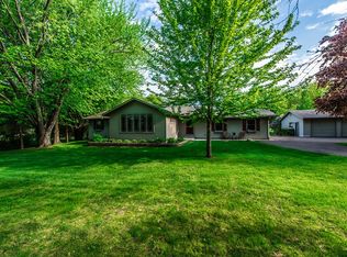 13980 30th St N, Stillwater, MN 55082