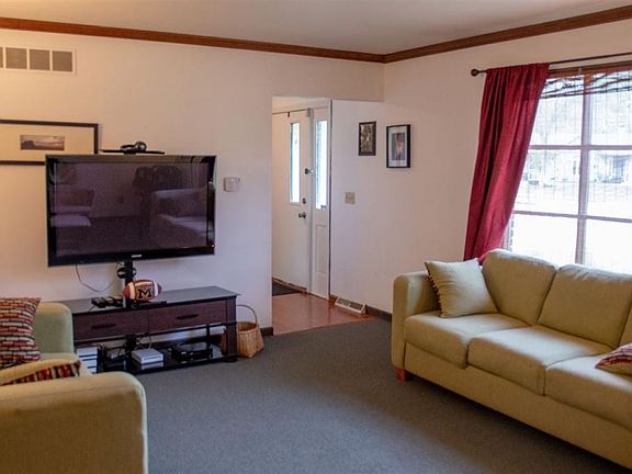 5th image of 51565 Asbury Ct
