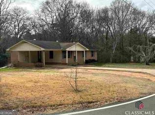 1 Cherry Ln, Hartwell, GA 30643