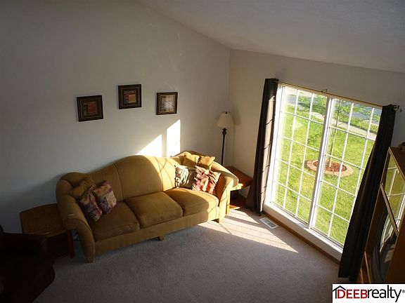 3rd image of 3421 N Wilhelminia Dr