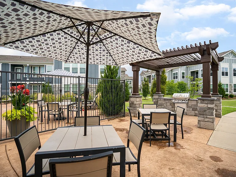 The Meridian at Walnut Creek — Photo 15