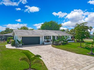 27 Pebble Beach Blvd, Naples, FL 34113