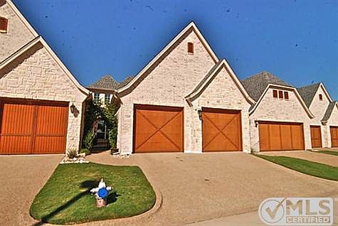 2nd image of 2408 Vineyard Dr