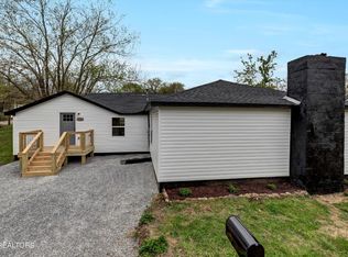 518 Hoover St, Maryville, TN 37801