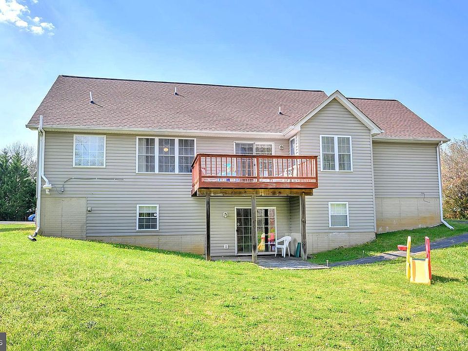 2nd image of 2404 Ruffin Dr