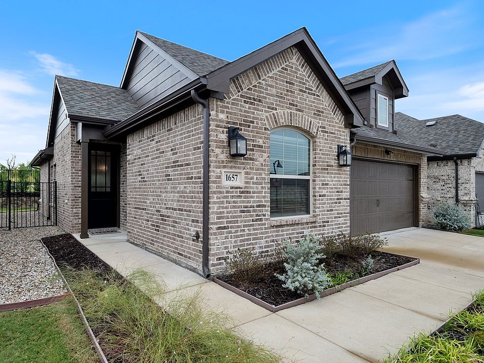 1st image of 1657 Madrid Way