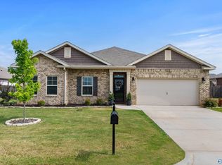 25032 Delilah Cir, Athens, AL 35613