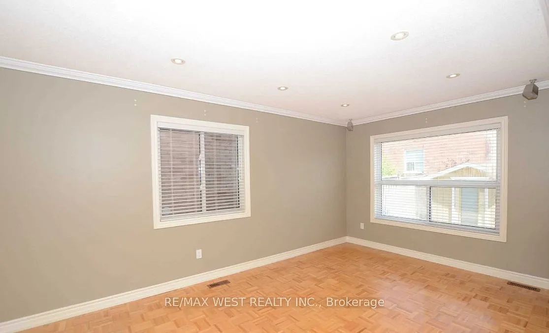 3 bed, $3,200 — Photo 3