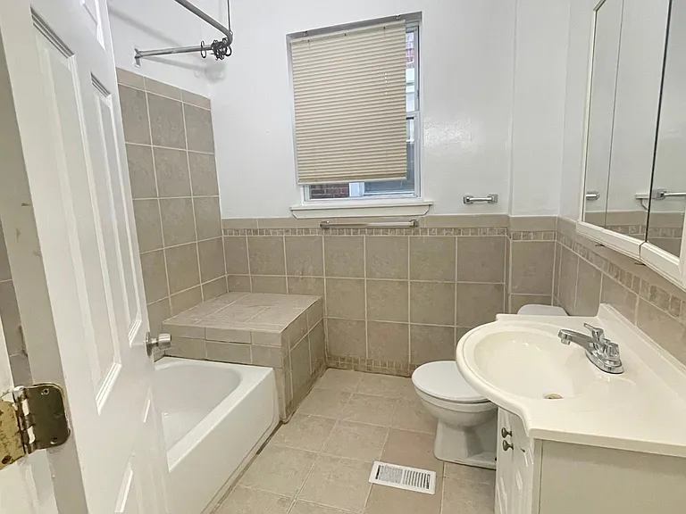 3842 N Park Ave #2 — Photo 9