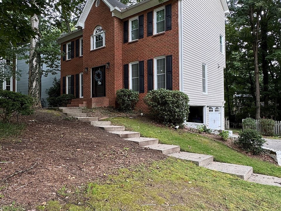 1st image of 1240 Wynford Clny