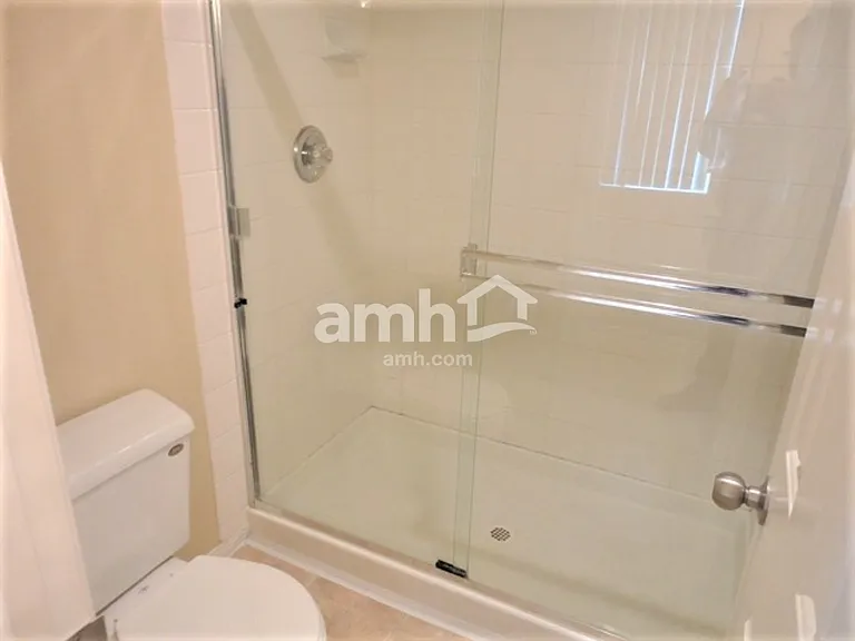 9952 Tittleton Ave — Photo 12