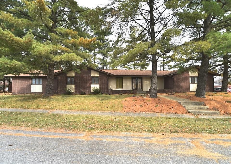 1st image of 8452 Lamira Ln