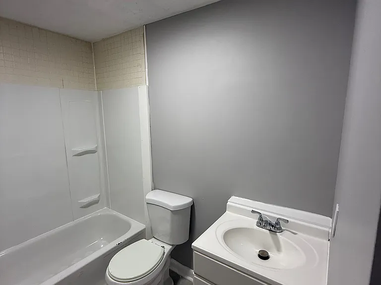 365 Amherst St #2 — Photo 15