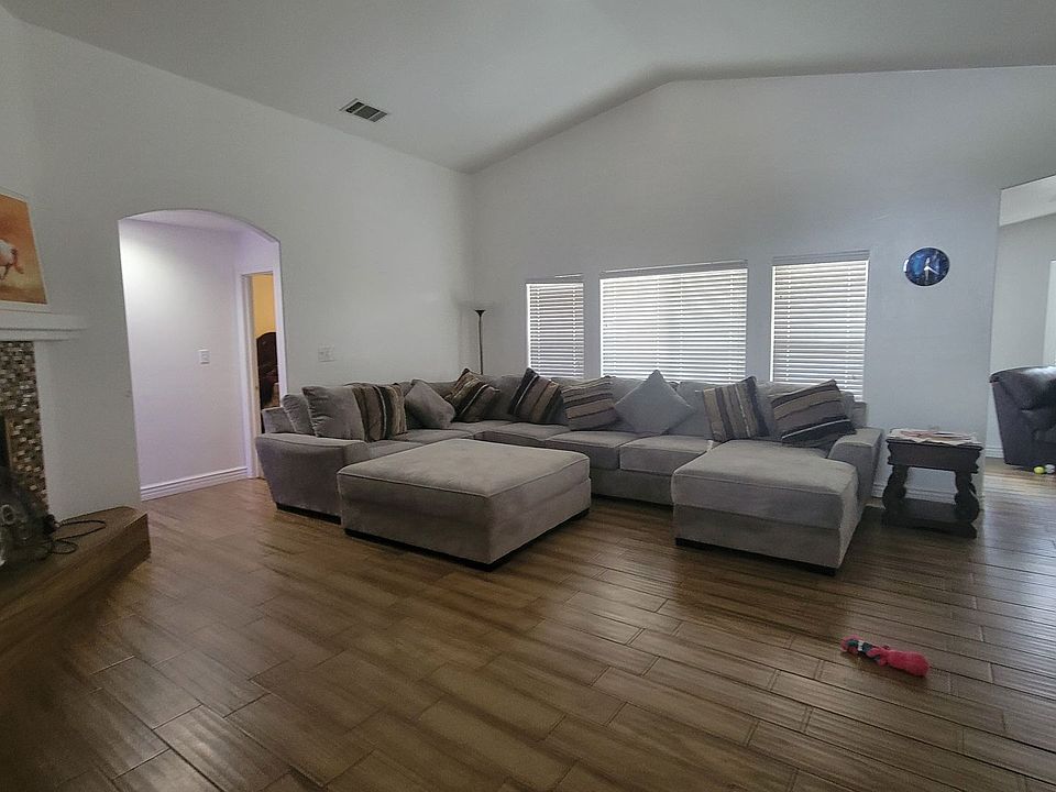 2nd image of 3106 Stone Meadows Dr